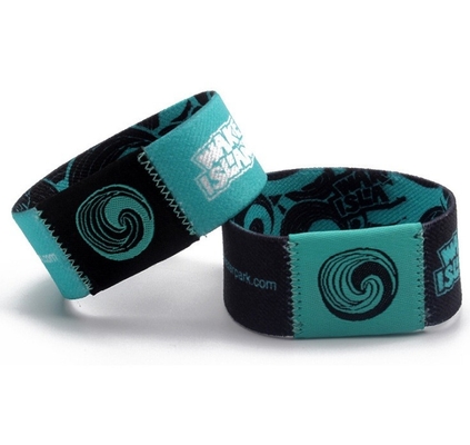 งานพิมพ์สีเต็ม เทศกาล RFID แขนข้อมือ โพลีเอสเตอร์ สับลิเมชั่น แขนข้อมือ