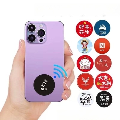 บัตรธุรกิจดิจิตอลตามสั่ง สติ๊กเกอร์โทรศัพท์มือถือ Nfc Epoxy Sticker Flat Nfc Social Media Tag Nfc Tag สําหรับโทรศัพท์ทุกตัว